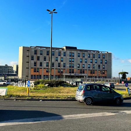 Ospedale Del Mare - Wi-Fi Gratis E Parcheggio Gratuito Appartement Napels Buitenkant foto