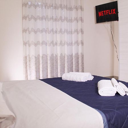 Ospedale Del Mare - Wi-Fi Gratis E Parcheggio Gratuito Appartement Napels Buitenkant foto