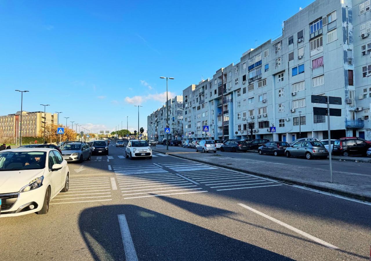 Ospedale Del Mare - Wi-Fi Gratis E Parcheggio Gratuito Appartement Napels Buitenkant foto